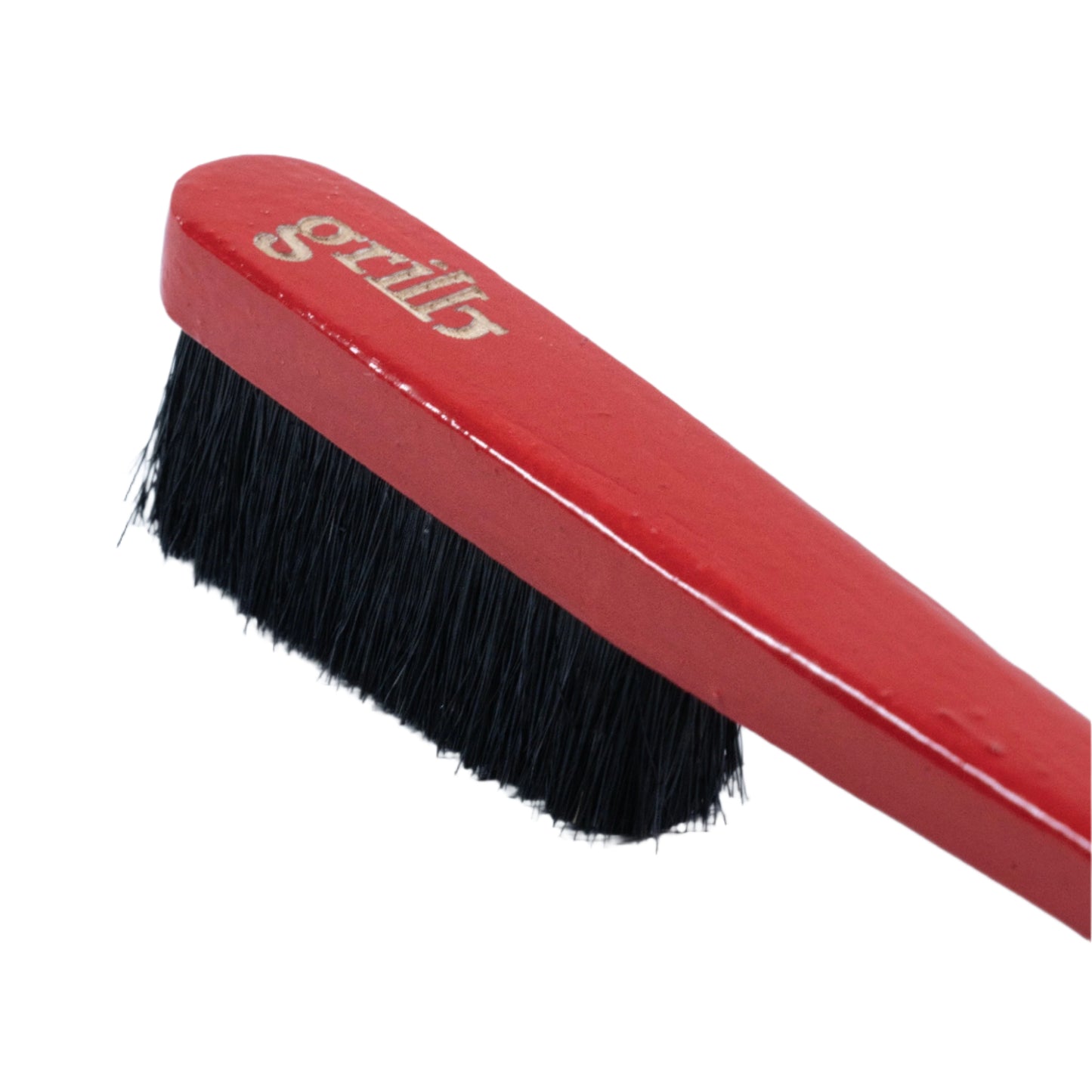 Primer cepillo Grillo en madera de haya y cerdas de jabalí, respetuoso con la roca y el medio ambiente. Pintado a mano en color rojo, logo grabado a láser en la parte superior trasera y disponible con las cerdas en color negro o natural.